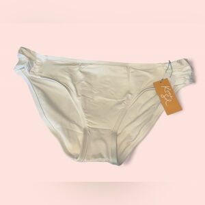 Kona Sol White Low Risw Swimwear Bottom